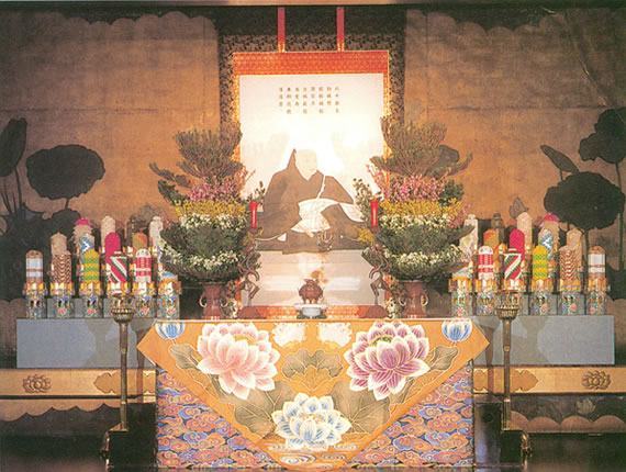 写真／蓮如上人五百回遠忌法要の荘厳(その2)